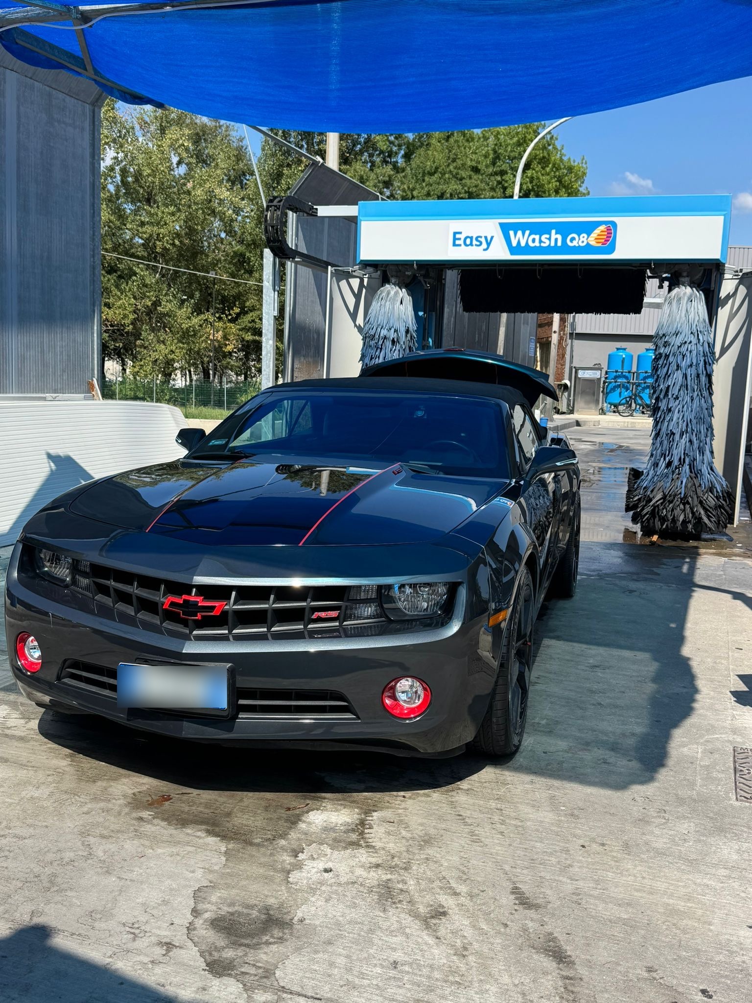 Risultati Eccellenti - Auto pulita e brillante dopo il lavaggio